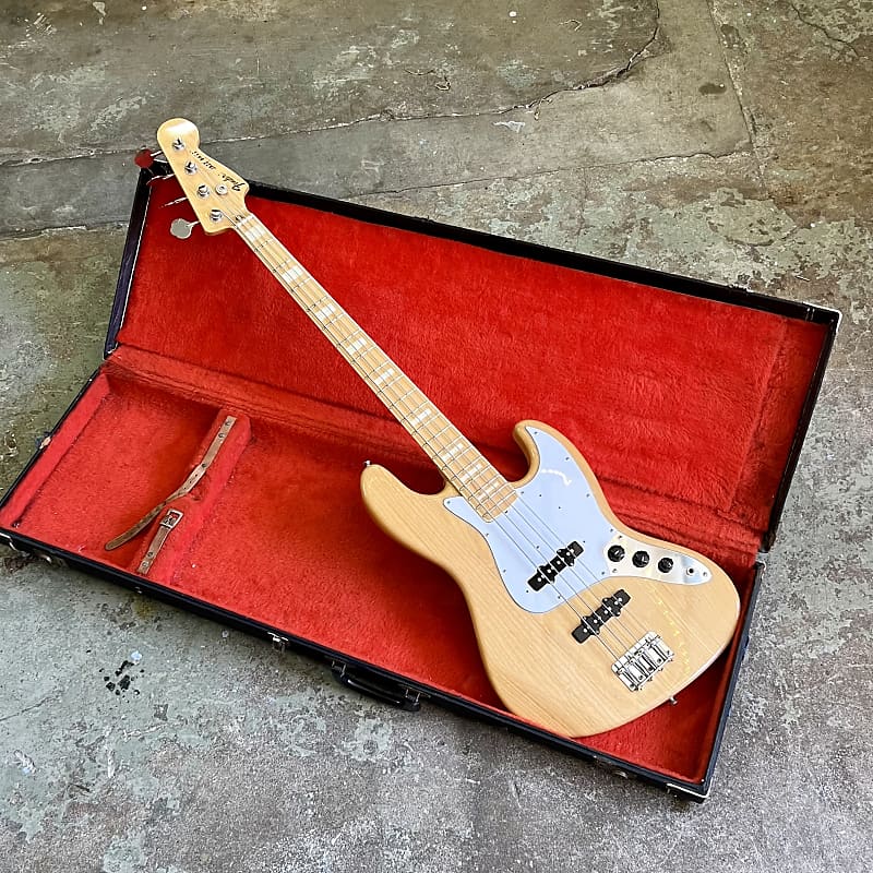 Fender MIJ Traditional 70s Jazz Bass | Reverb