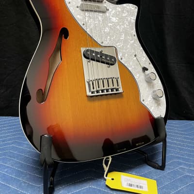 Fender Telecaser Thinline Deluxe 中古品 Deluxe-Thinline-Telecaster-RW-