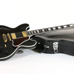 1999 Gibson B.B. King Lucille Signature Electric Guitar in Ebony/Black! Great Guitar, Great Deal! image 3