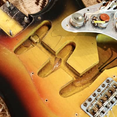 Fender Stratocaster 1965 Sunburst 65/64 Specs L Series One Owner Uncirculated OHSC Free Shipping 48 CONUS image 22