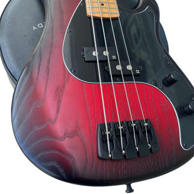 Sandberg Cal. Vs (Lionel) Short Scale Bass, Redburst / Rst. Maple *8.4 Lbs., In Stock! image 10