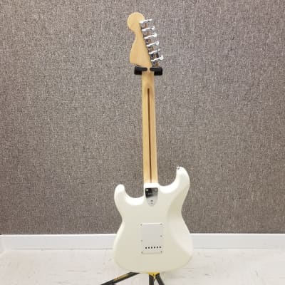 Squier  Stratocaster 70s Reissue SQ Series  1983-84 Olympic White V-Mod pickups image 7