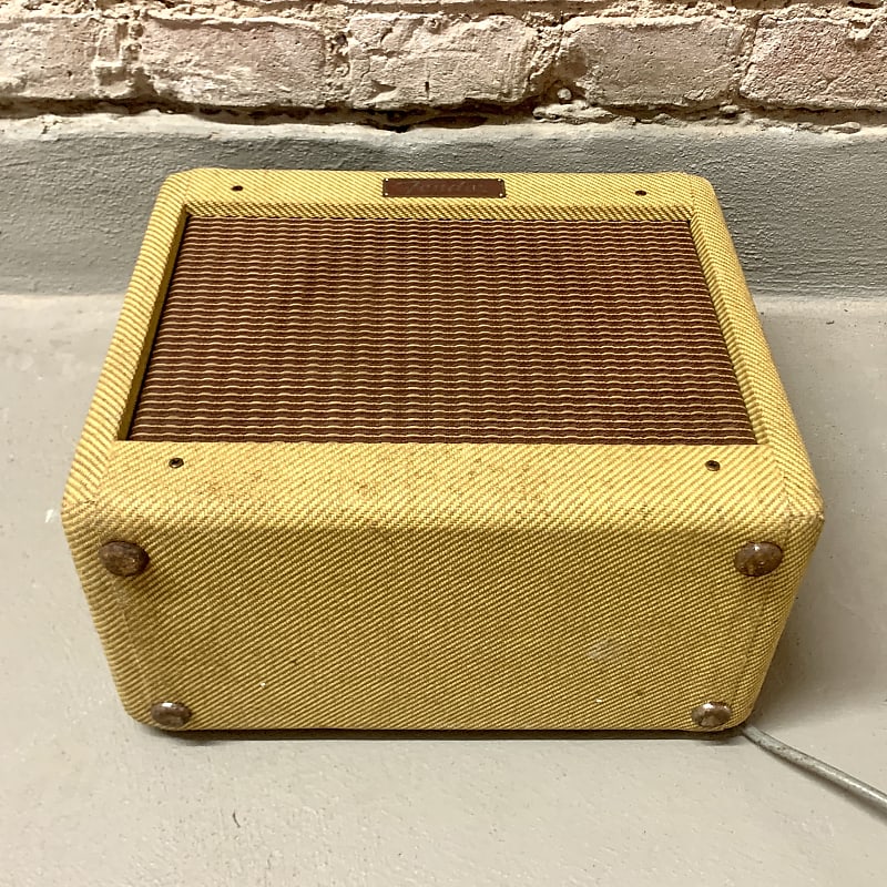 Fender Bronco-Amp 2-Channel 15-Watt 1x8