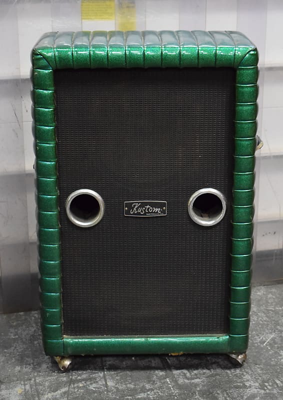 Kustom 2x12 store cabinet