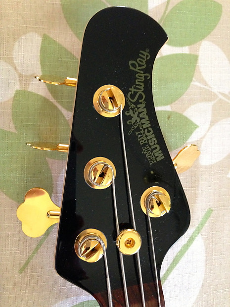 Musicman Stingray 2006 Limited Edition Black & Gold Hardware