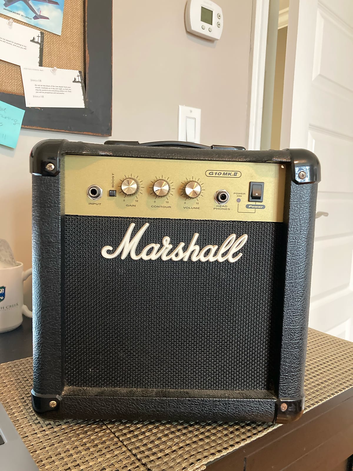 AMPLIFICADOR MARSHALL MG10 GOLD - Main Todo Música