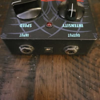 Voodoo Lab Analog Chorus | Reverb Canada