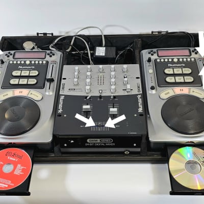 2 Numark Axis 8 Professional DJ CD Players & Numark DXM01