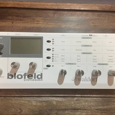 Waldorf Blofeld Desktop Synthesizer 2007 - Present - White