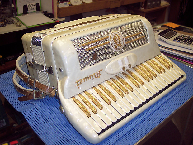 Benelli accordion deals