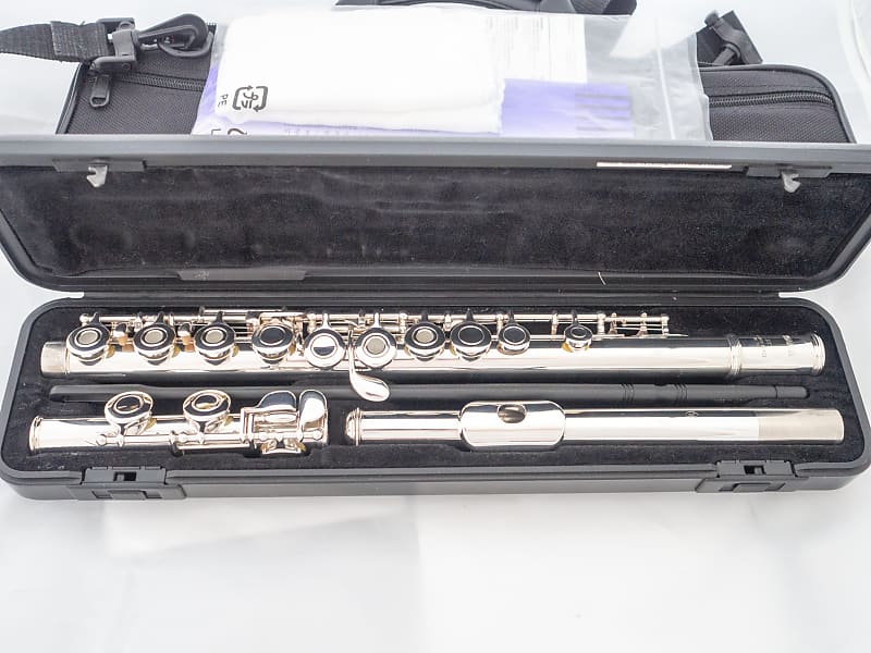 Yamaha YFL-271 Intermediate Flute Silver-plated Open-hole split-E *Mint*