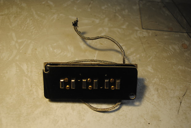 Gibson hotsell staple pickup