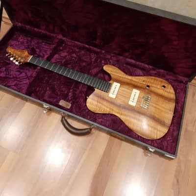 Pensa Carved Top T 2008 Natural/Cherry image 10