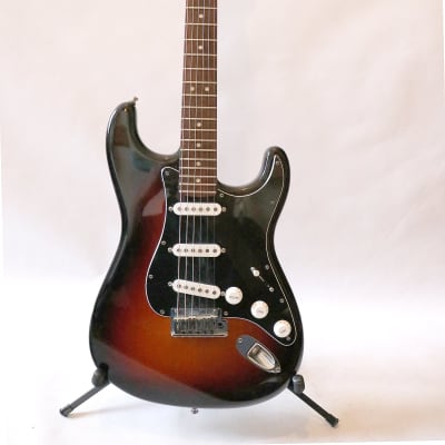 Fender American Deluxe Stratocaster 2011 image 9