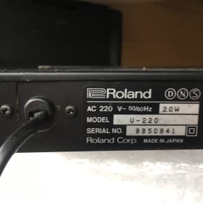 Roland U-220 1992 Black MIDI Vintage Digital Synthesizer Expander image 4