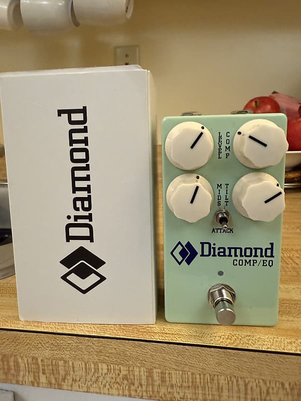 Diamond Comp / EQ