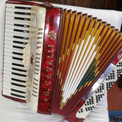 Vintage G. Cavalli 120 bass piano accordion 1970-1980 red and cream marble image 15