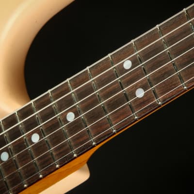 Fender Custom Shop LTD 1964 Stratocaster Relic - Super Faded Aged Shell Pink image 9
