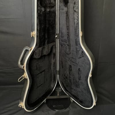 Fender Genuine Hard Case 2000-2010 for Stratocaster and Telecaster image 5
