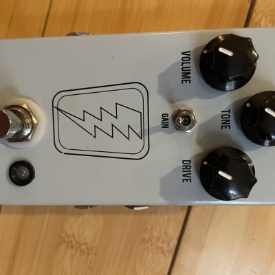 JHS-Superbolt-V2_1.jpg