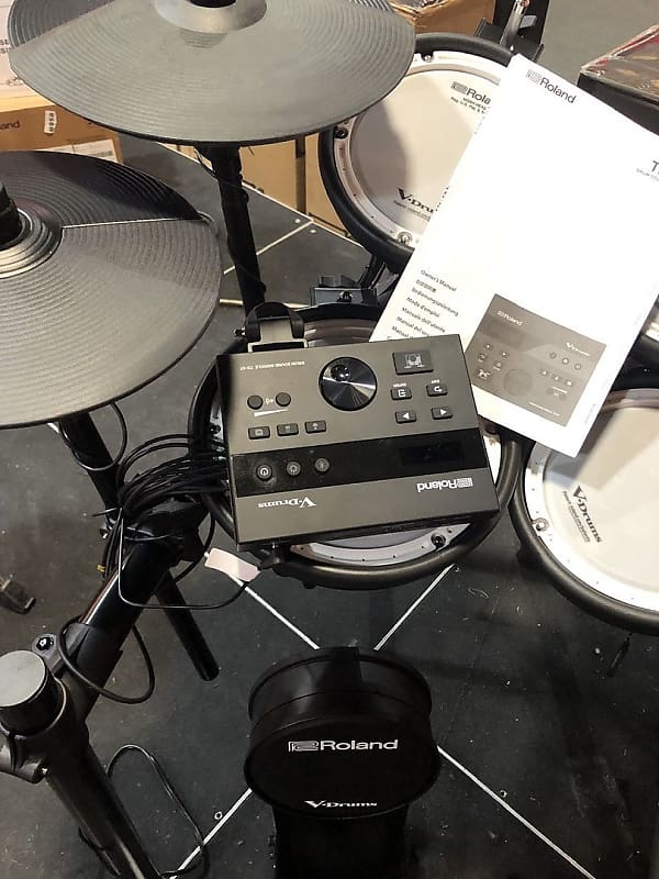 Roland TD7 Electronic Drum Kit (Las Vegas, NV) Reverb