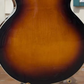 The Loar LH-319VS Archtop - Carved top, P90s image 3