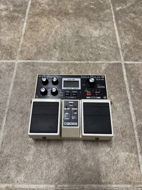 Boss DD-20 Giga Delay