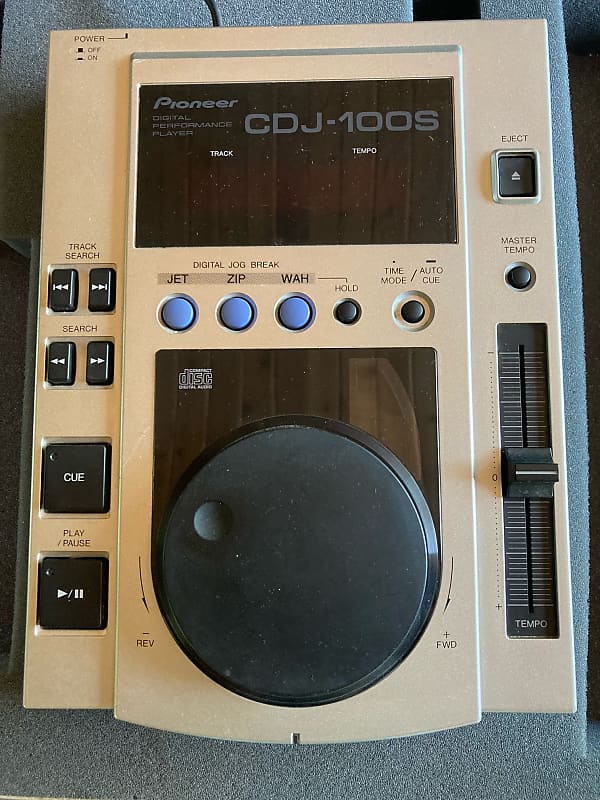Pioneer CDJ-100S CD Player with Effects (One Working/One Parts Only) with  Flight Case