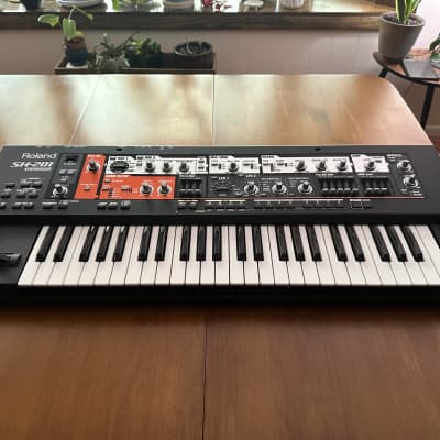 Roland SH-201 49-Key Synthesizer | Reverb