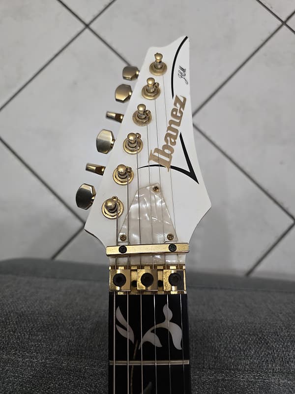 Ibanez Jem7 V WH ジャンク Ibanez JEM7VP-WH – United States