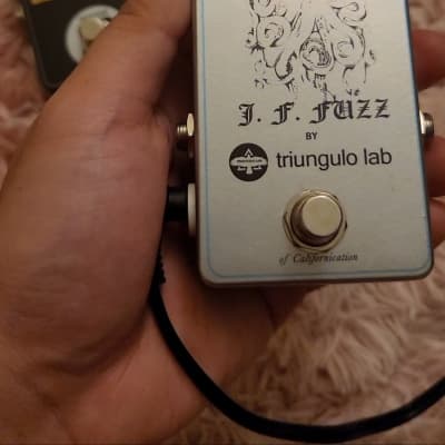 Triungulo Lab J.F.FUZZ