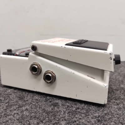 Boss TU-2 Chromatic Tuner (Dark Gray Label) 1998 - 2009 - White image 2