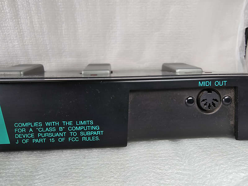 Yamaha MFC06 - MIDI FOOT CONTROLLER | Reverb