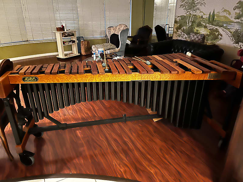 Adams Classic Artist Rosewood 4.3 Octave Marimba Reverb