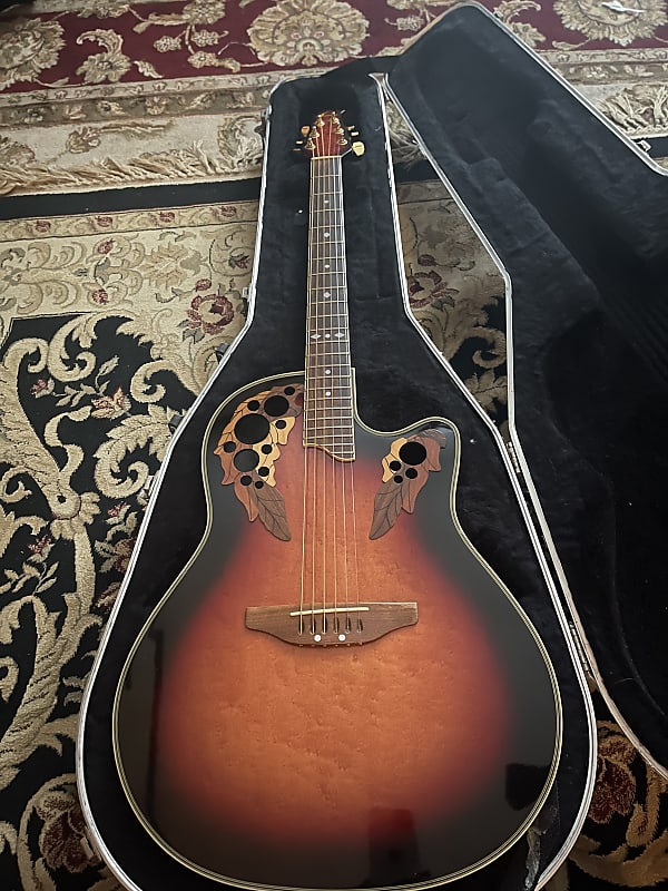 Ovation CC-257 Celebrity Deluxe