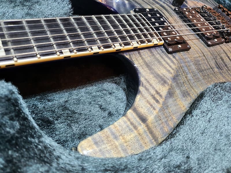 2004 ESP Original Horizon 30th Anniversary Electric Guitar