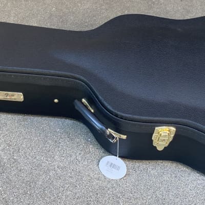 Fender Dreadnought Paramount Acoustic Guitar Case - Black image 1