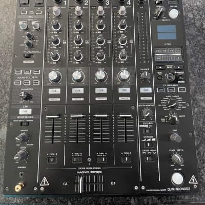 Pioneer DJM-900NXS2 4 Channel Digital Pro DJ Mixer - Black