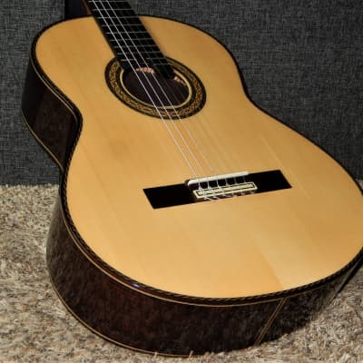 LEGENDARY "EL VITO" PROFESSIONAL RS - LUTHIER MADE - WORLD CLASS - CLASSICAL GRAND CONCERT GUITAR - SPRUCE/INDIAN ROSEWOOD image 3