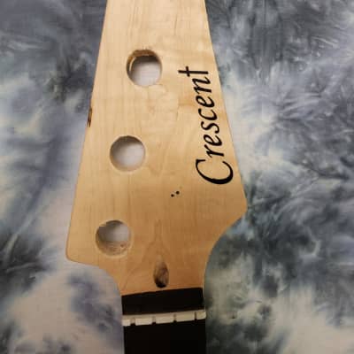 Crescent Project Bass Guitar Neck 34 inch Scale Broken Truss Rod Luthier Parts image 3