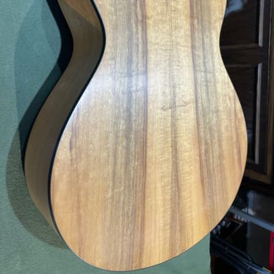 Breedlove Oregon Series C20/SMYE Sitka Spruce Myrtlewood USA