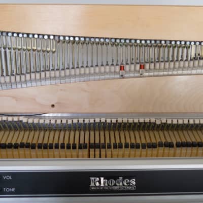 Rhodes Mark II 54 note stage piano image 10