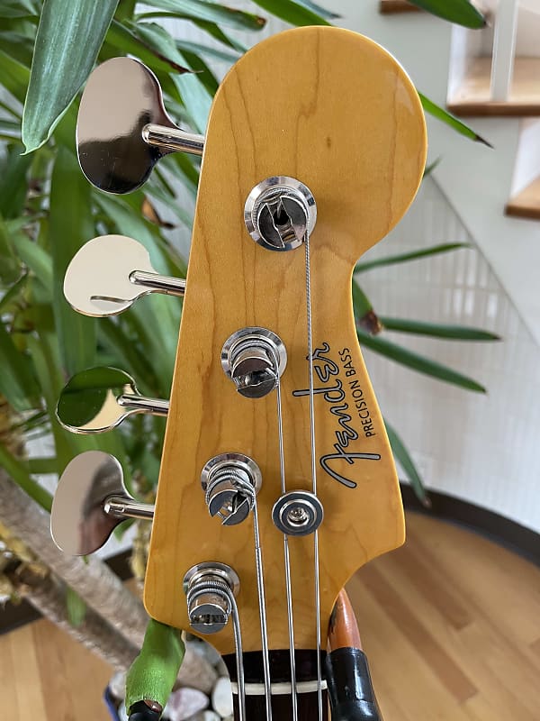 Fender Hama Okamoto Signature Katana Bass