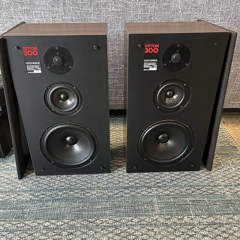 Celestion Ditton 300 Speakers