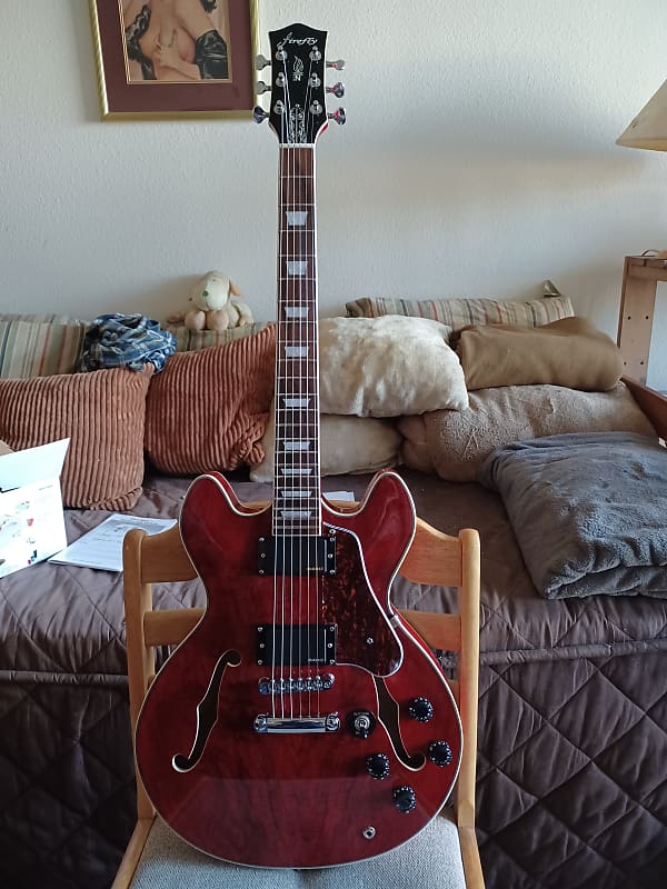 FIREFLY  ES 338 UPGRADED  2022 - CHERRY RED WITH SPLATERD  TOP image 1