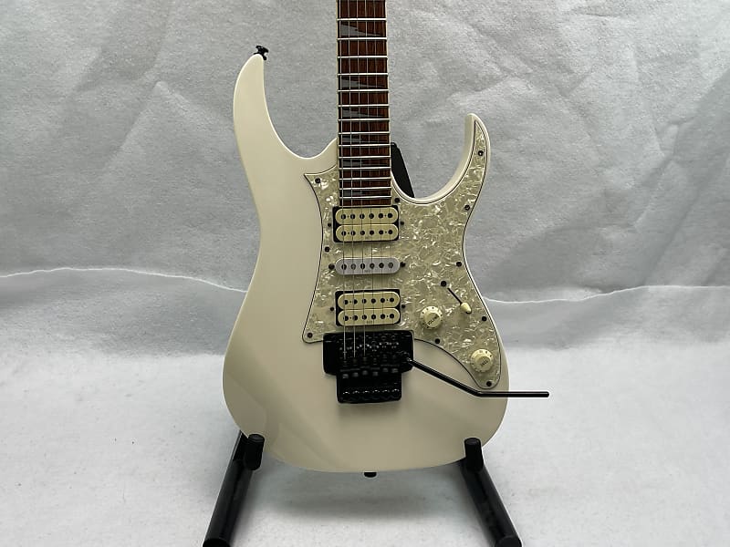 Ibanez RG450 DX WH フレイムメイプルネック RG450DXB | RG | ELECTRIC GUITARS | PRODUCTS | Ibanez guitars