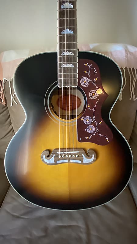 Epiphone Inspired By Gibson J-200 with Case