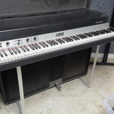 FenderRhodes Suitcase Piano 88key　MarkⅡ Rhodes Mark II & III (1979-1983)