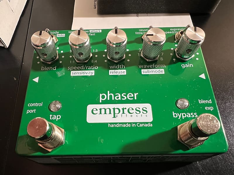 Empress Phaser 2010s - Green image 1