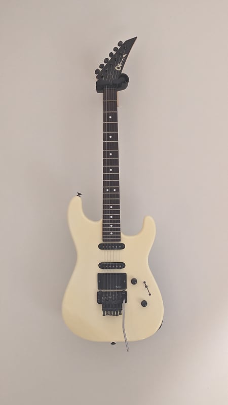 Charvel Model 3 1987 - Pearl White image 1